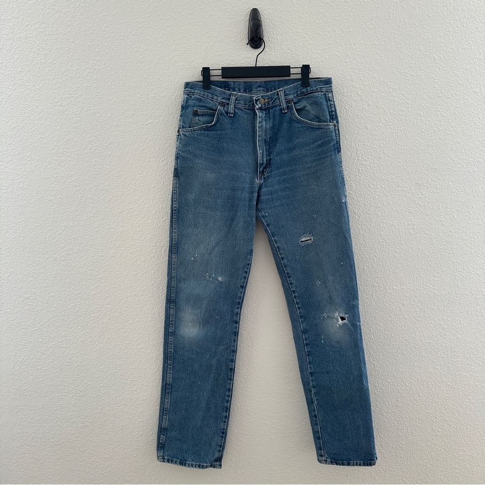 Wrangler 965T1DS Premium Quality Distressed Medium Wash‎ Regular Fit Sz 32x34